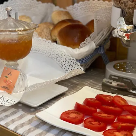 לינה וארוחת בוקר Politeama Art פלרמו